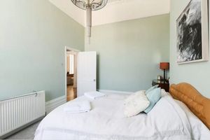 Bedroom- click for photo gallery